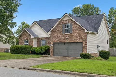 945 Glenhurst Way, Clarksville, TN 37040