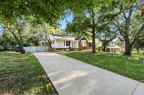 3106 Westchester Dr, Clarksville, TN 37043