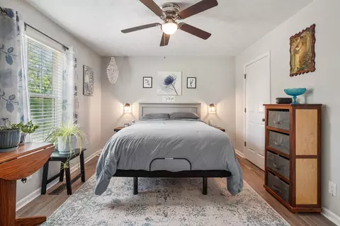 Bedroom - 155 E Point Ln, Erin, TN 37061 photo 1 of 3