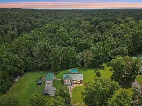 View/Area - 155 E Point Ln, Erin, TN 37061 photo 2 of 12
