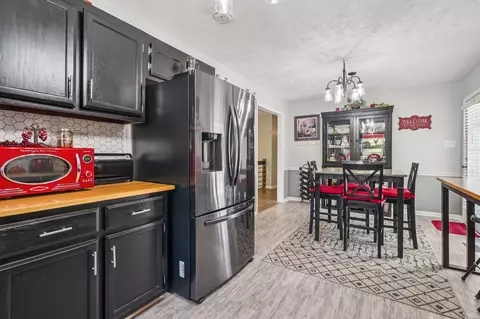 Kitchen - 155 E Point Ln, Erin, TN 37061 photo 3 of 3