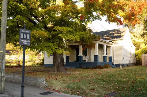 909 Lischey Ave, Nashville, TN 37207