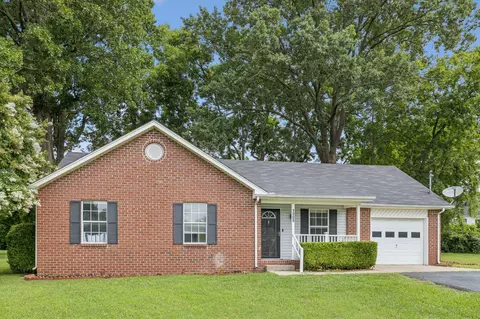 1005 Cedarstone Ct, Smyrna, TN 37167
