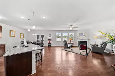 6225 Birchtree Dr, Murfreesboro, TN 37128 photo 4