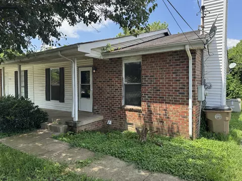 3216 Woodstock Dr, Nashville, TN 37207