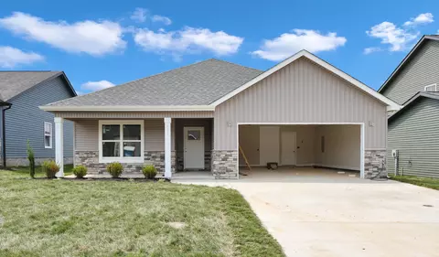 551 Ayden Ln, Clarksville, TN 37042