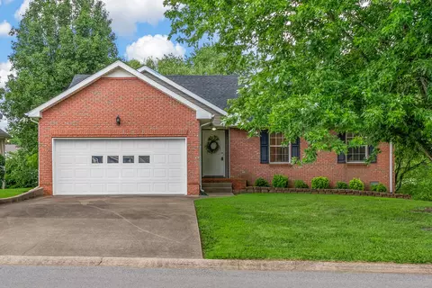 3430 Poplar Hl, Clarksville, TN 37043