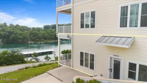 191 N Deer Village Ln #59B, La Follette, TN 37766