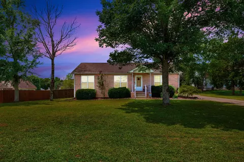 203 Sondra Ct, Mount Juliet, TN 37122
