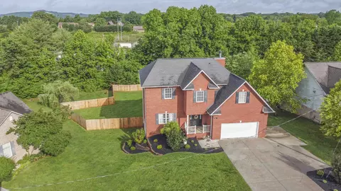160 Brentwood Pl, Lenoir City, TN 37772