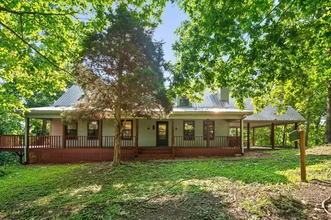 11326 E Brainerd Rd, Apison, TN 37302
