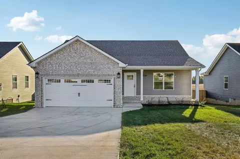 4 Hugh Hunter Rd, Oak Grove, KY 42262