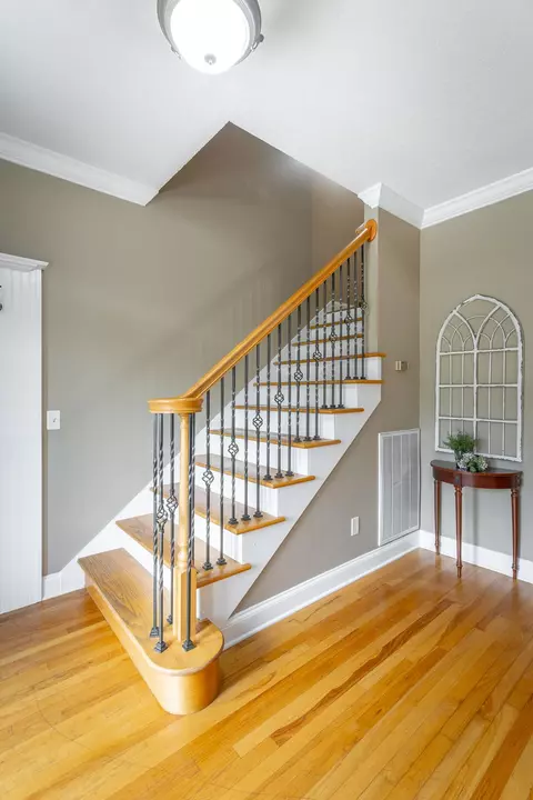 8415 Streamside Dr, Ooltewah, TN 37363 photo 9