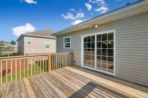 607 Berry Cir, Springfield, TN 37172 photo 24