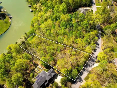 7328 Creek Ridge Dr, Harrison, TN 37341