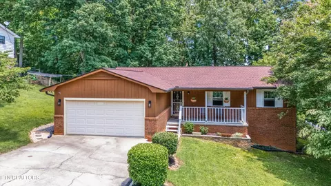 2000 Ho Co Ta Ke Ln, Knoxville, TN 37912