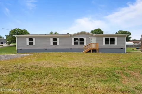 2816 Shiloh Cir, Strawberry Plains, TN 37871