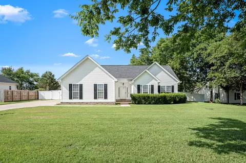 410 Stones River Ln, Murfreesboro, TN 37128