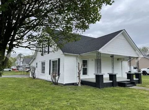 1201 E Grundy St, Tullahoma, TN 37388
