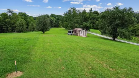 Exterior - 2137 Lee Rd, Spring Hill, TN 37174 photo 16 of 18