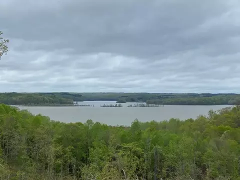 56 Ridge Top Rd, Stewart, TN 37175