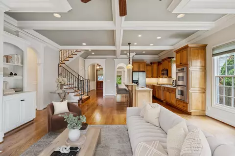 506 Windsor Park Ln, Nashville, TN 37205