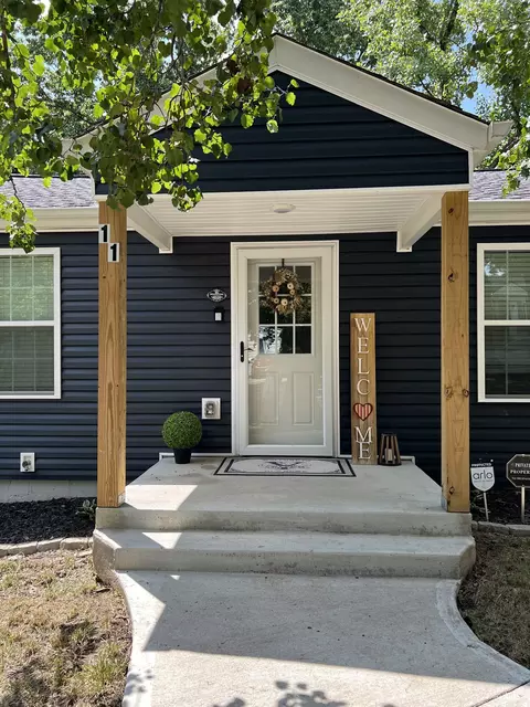 11 Proctor Dr, Clarksville, TN 37043