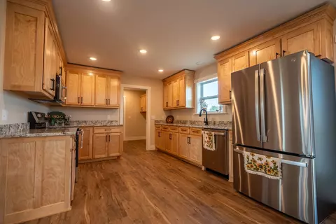 Kitchen - 194 Beartown Rd, Loretto, TN 38469 photo 1 of 2