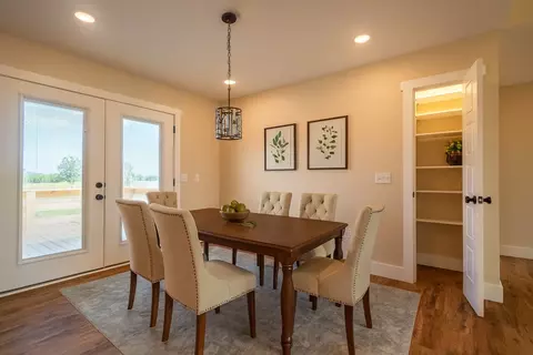 Dining - 194 Beartown Rd, Loretto, TN 38469 photo 1 of 1