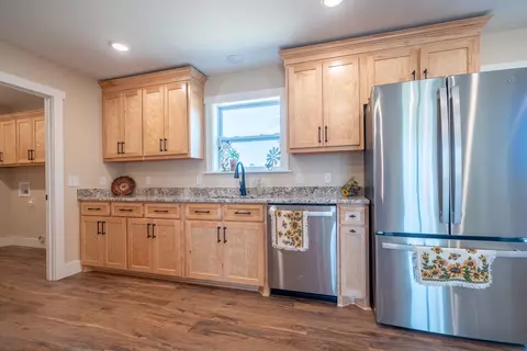 Kitchen - 194 Beartown Rd, Loretto, TN 38469 photo 2 of 2