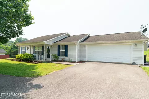 8613 Ball Park Ln, Knoxville, TN 37920