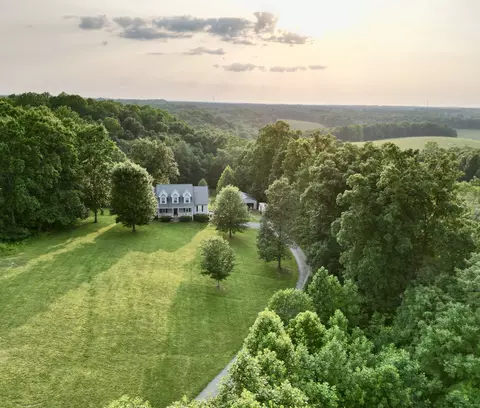 1479 Mount Vernon Rd, Bethpage, TN 37022