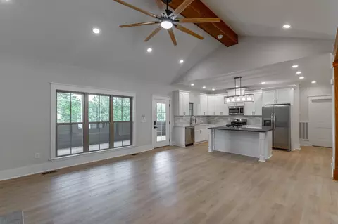 Living - 7645 Grasshopper Rd, Georgetown, TN 37336 photo 4 of 5
