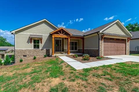Exterior - 7645 Grasshopper Rd, Georgetown, TN 37336 photo 4 of 22