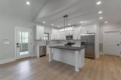 Kitchen - 7645 Grasshopper Rd, Georgetown, TN 37336 photo 1 of 8