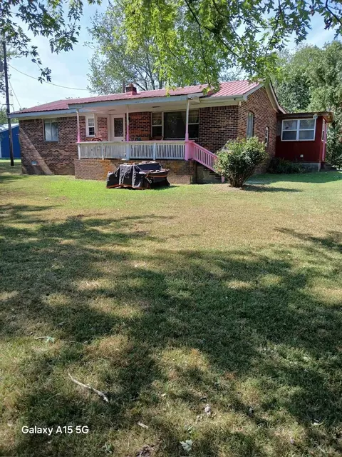 463 Woodland Rd, Hohenwald, TN 38462