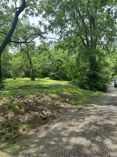 2905 Booker St, Nashville, TN 37209