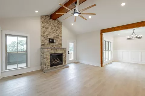 Living - 7639 Grasshopper Rd, Georgetown, TN 37336 photo 5 of 7