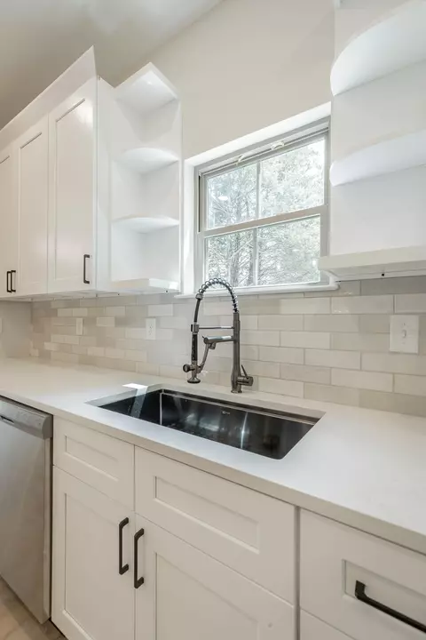 Kitchen - 7639 Grasshopper Rd, Georgetown, TN 37336 photo 4 of 6