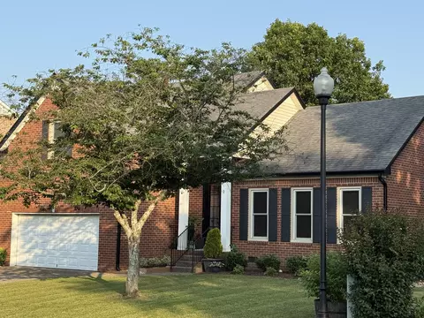 5660 Traceside Dr, Nashville, TN 37221