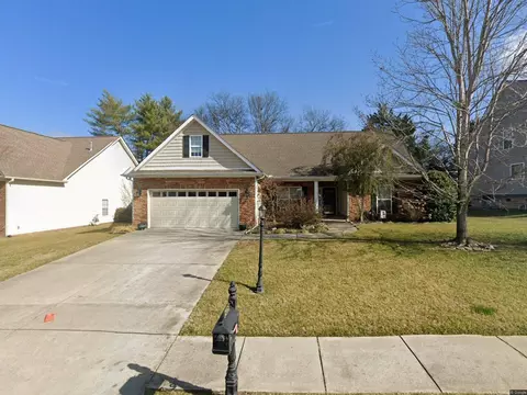 1265 Manassas Dr, Hixson, TN 37343