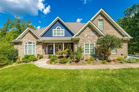 9731 Deer Ridge Dr, Ooltewah, TN 37363