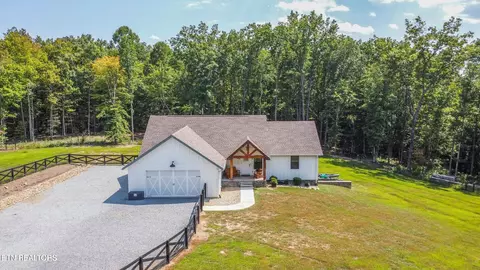 126 Homestead Hollow Rd, Lancing, TN 37770
