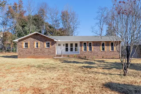 533 Bluff Point Rd, Harriman, TN 37748