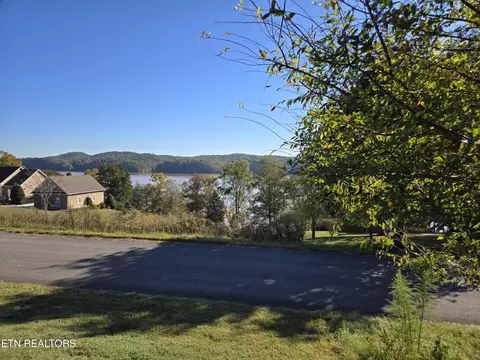 0 Pinoak Dr, Rockwood, TN 37854