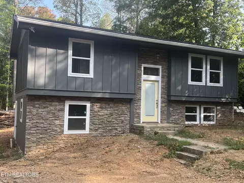 167 Oak Dr, Kingston, TN 37763