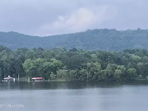 150 Loch Haven Dr, Rockwood, TN 37854