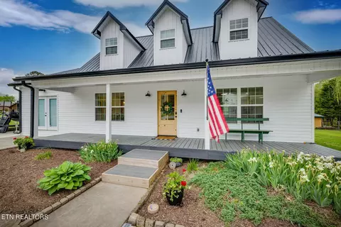 1753 State Hwy Tn 304, Ten Mile, TN 37880
