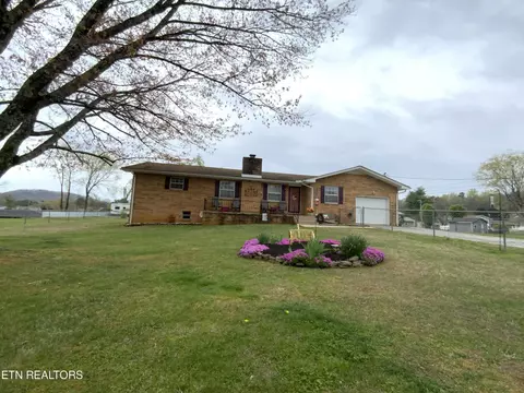 121 Burkette Rd, Rockwood, TN 37854