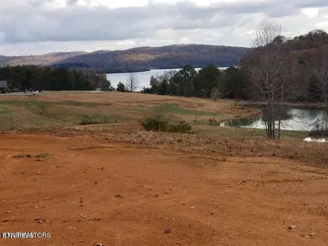 323 Enclave Way, Kingston, TN 37763